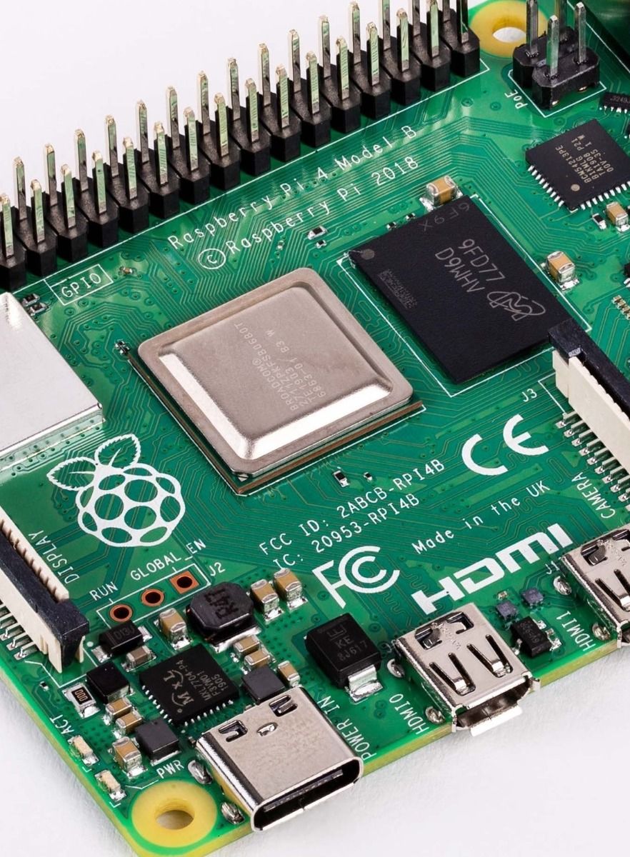 Компьютер Raspberry Pi 4, моде – обзор и цена Pi Cooler